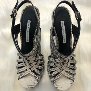 VERA WANG PLATFORM HEELS